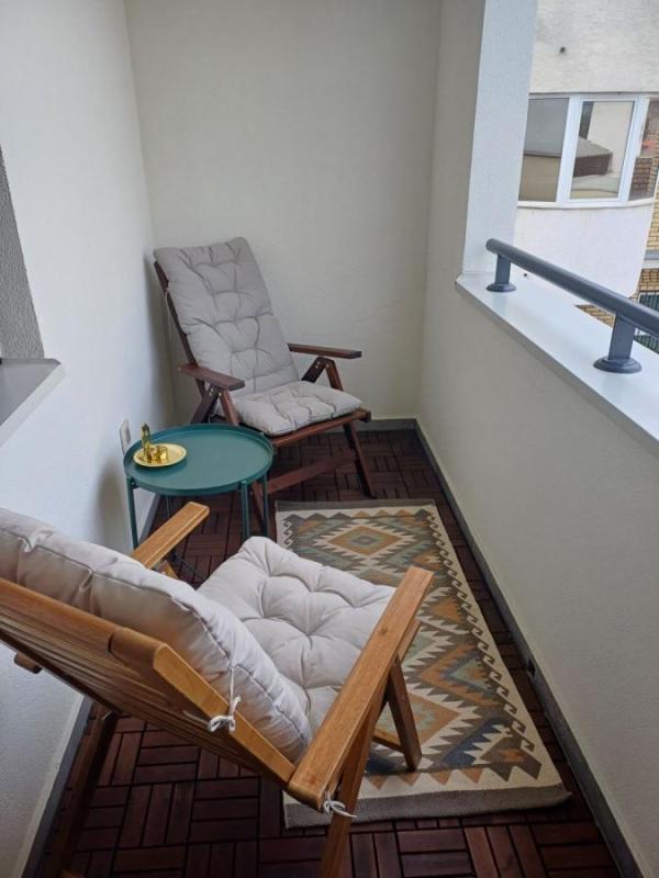 Slika 8 - Trosoban stan za izdavanje, 65m2, 800€