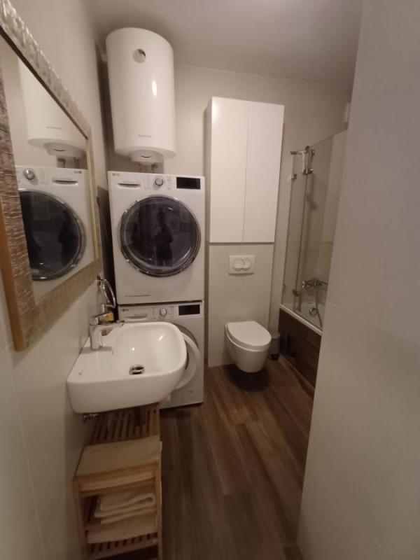 Slika 9 - Trosoban stan za izdavanje, 65m2, 800€