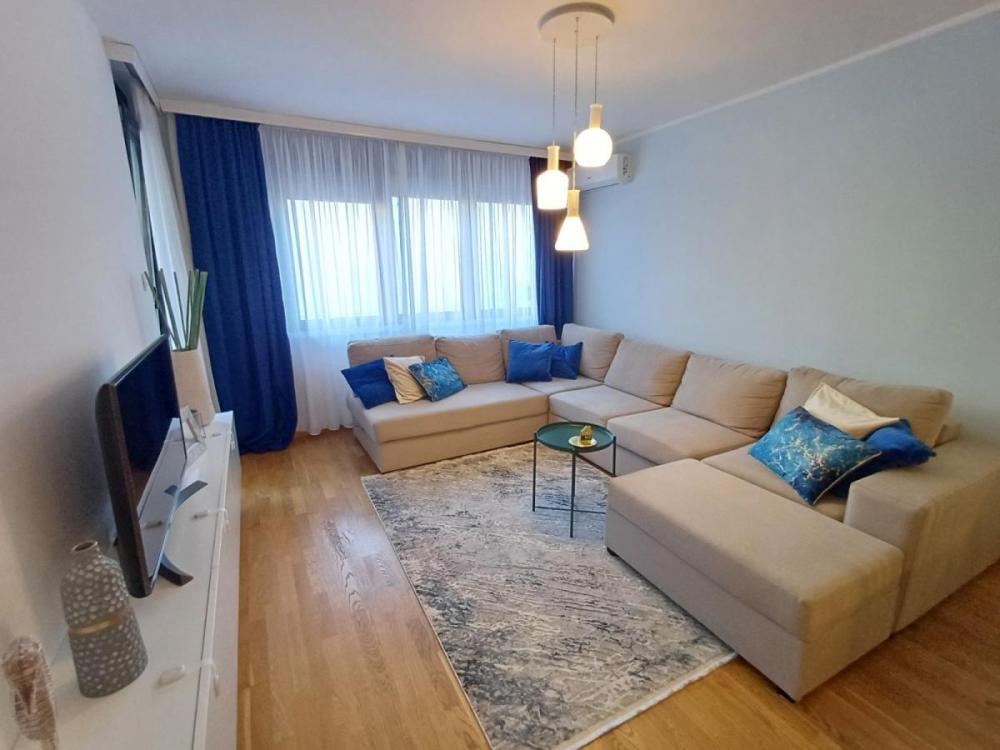 Slika 1 - Trosoban stan za izdavanje, 65m2, 800€