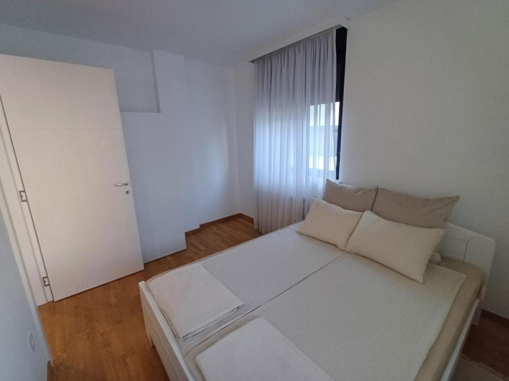 Slika 4 - Trosoban stan za izdavanje, 65m2, 800€