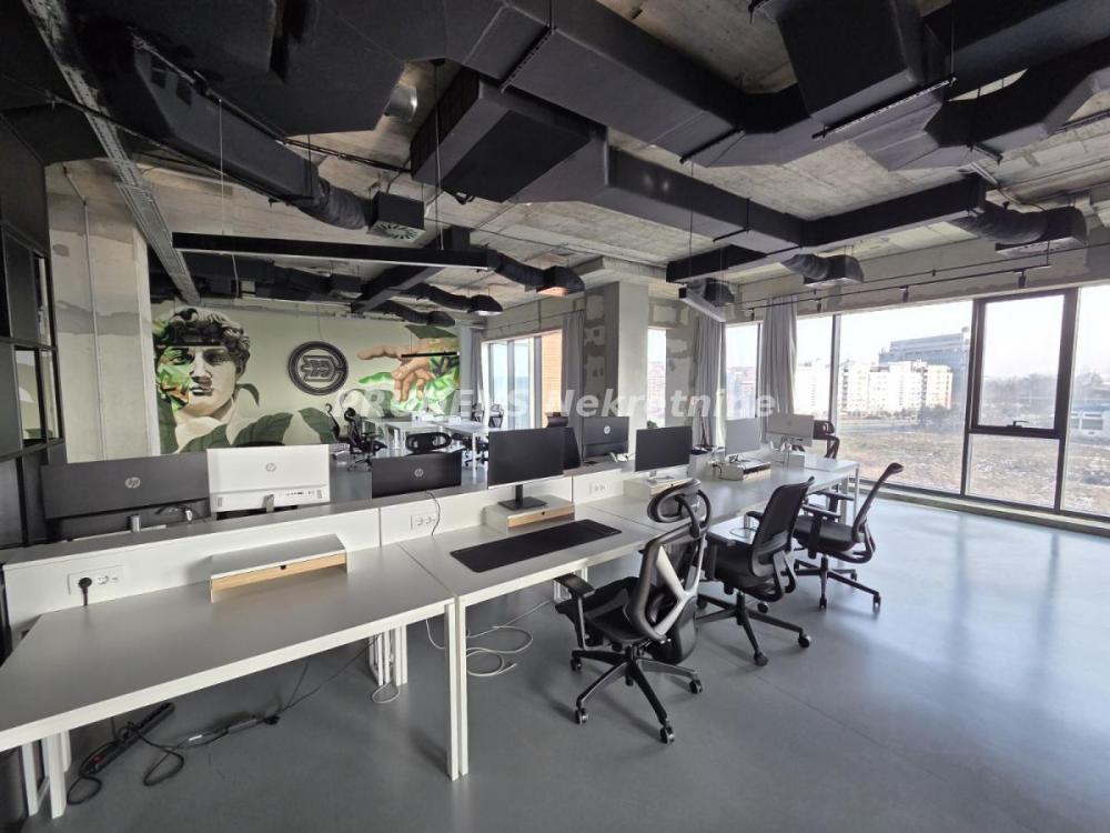 Slika 2 - Bulevar Milutina Milankovića,  Lokal za izdavanje, 220m2, 3.700€