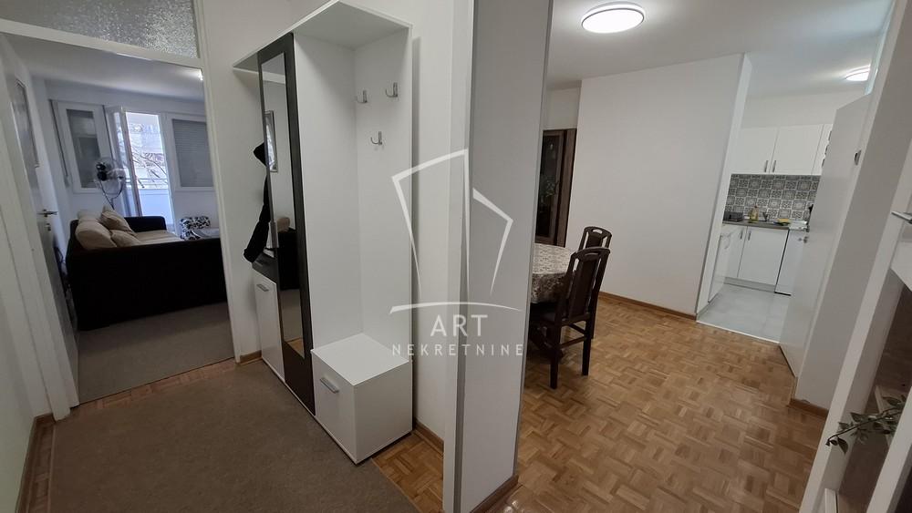 Slika 11 - Bulevar Zorana Đinđića, Trosoban stan za izdavanje, 68m2, 1.000€