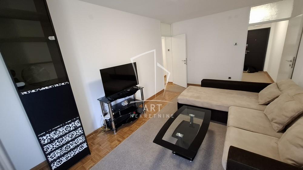 Slika 3 - Bulevar Zorana Đinđića, Trosoban stan za izdavanje, 68m2, 1.000€