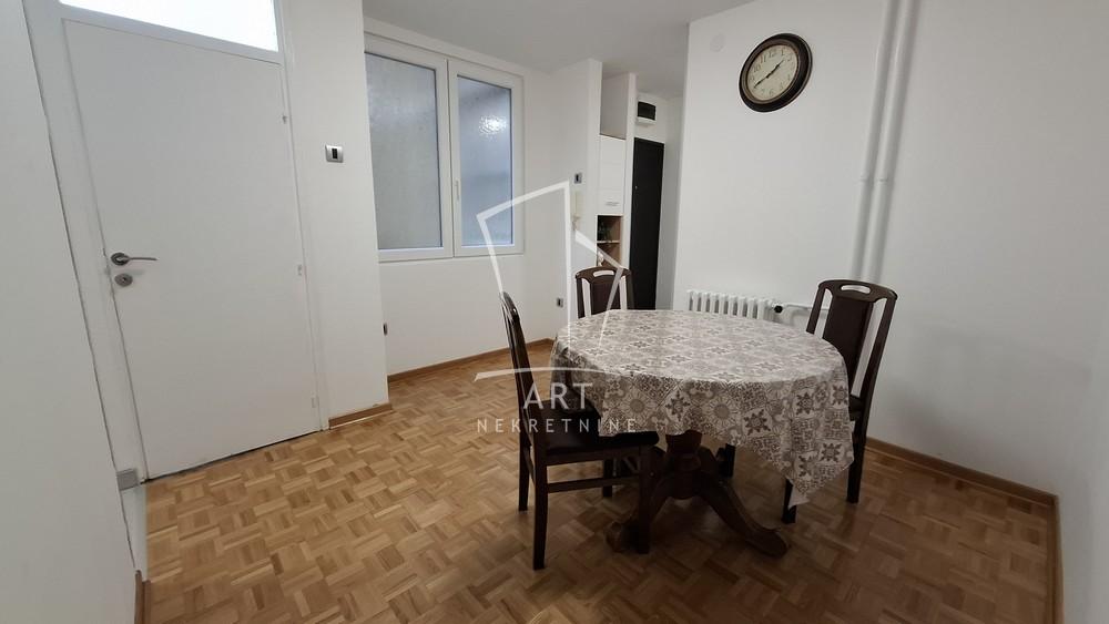 Slika 5 - Bulevar Zorana Đinđića, Trosoban stan za izdavanje, 68m2, 1.000€