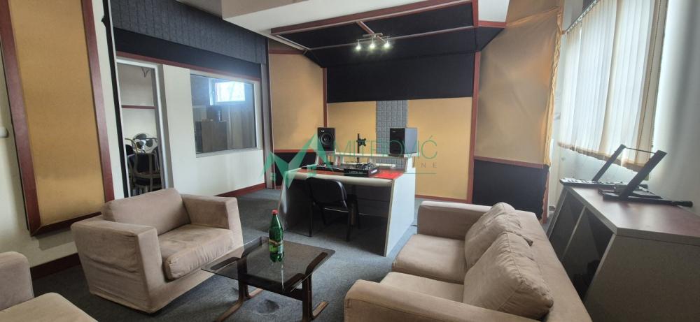 Slika 6 -  Lokal za izdavanje, 620m2, 6.500€