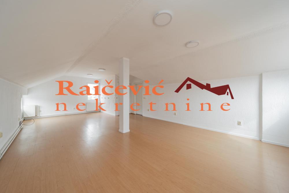 Slika 10 - Esad Pasina, Četvorosoban stan na prodaju, 176m2, 450.000€