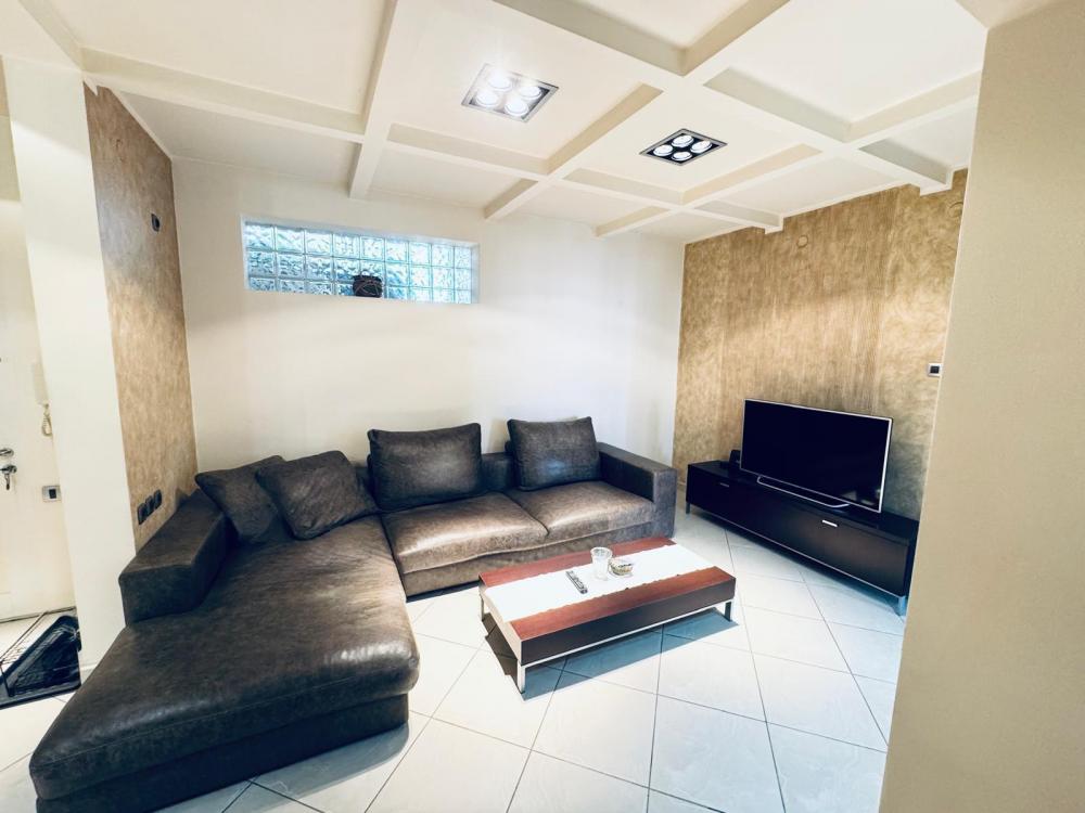 Slika 1 - Bulevar Despota Stefana, Dvosoban stan za izdavanje, 60m2, 650€