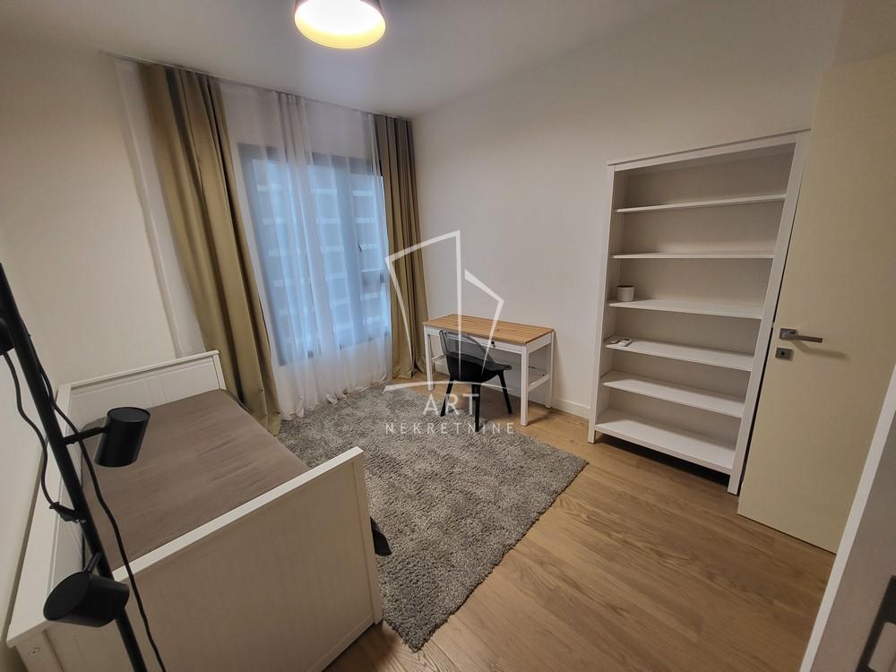Slika 4 - Hercegovačka, Trosoban stan za izdavanje, 91m2, 1.800€