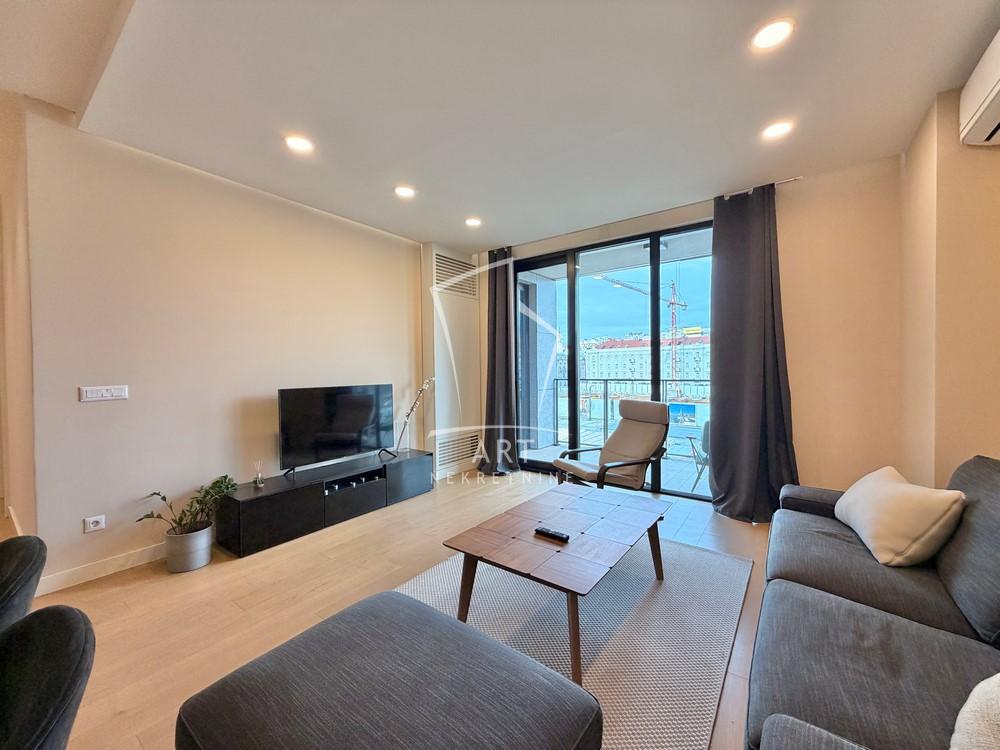 Slika 1 - Hercegovačka, Trosoban stan za izdavanje, 89m2, 1.800€