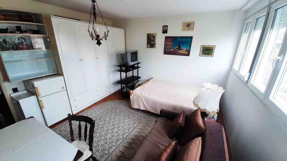 Slika 1 - Toše Jovanovića, Jednosoban stan za izdavanje, 25m2, 270€