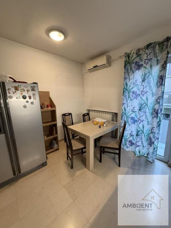 Slika 3 - Četvorosoban stan na prodaju, 93m2, 265.000€