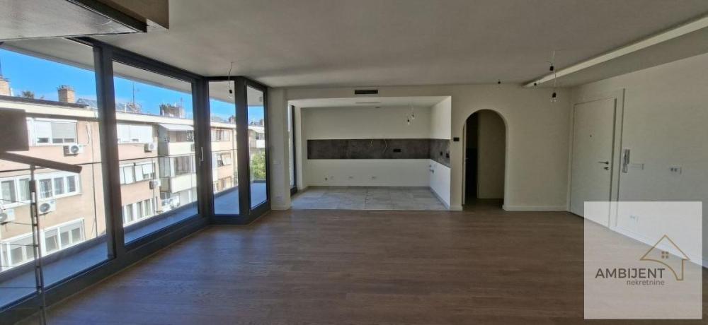 Slika 1 - Troiposoban stan na prodaju, 133m2, 504.400€