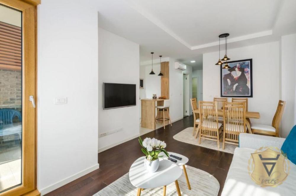 Glavna slika -Trosoban stan za izdavanje, 60m2, 1.450€