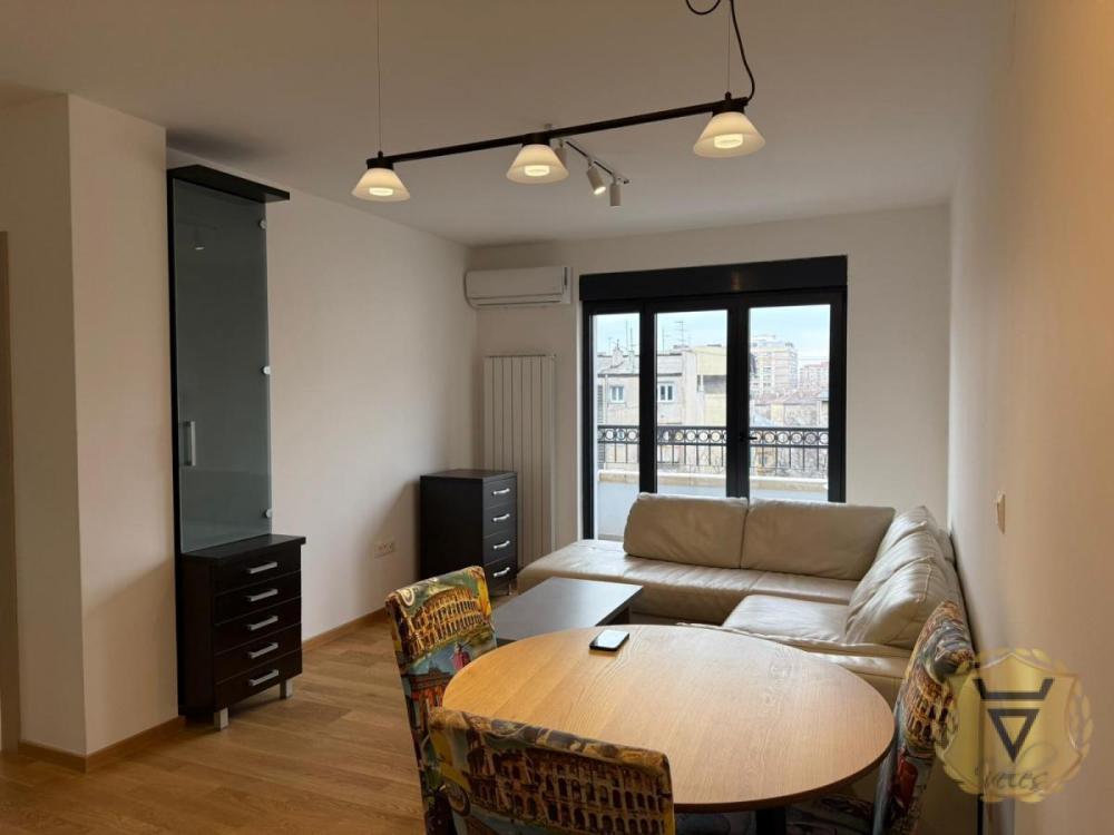 Glavna slika -Dvosoban stan za izdavanje, 40m2, 700€