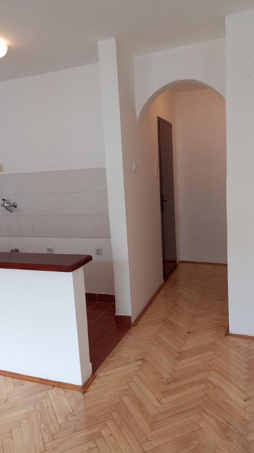 Slika 2 - Jednosoban stan za izdavanje, 24m2, 220€