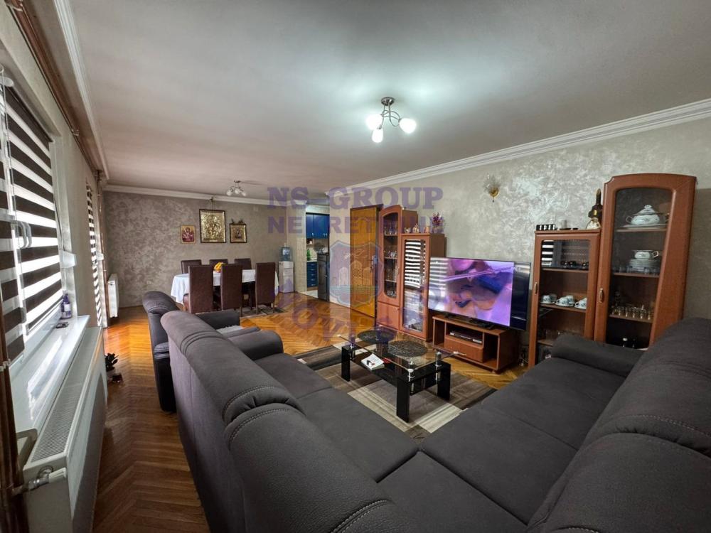 Slika 1 -  Kuća na prodaju, 350m2, 281.140€