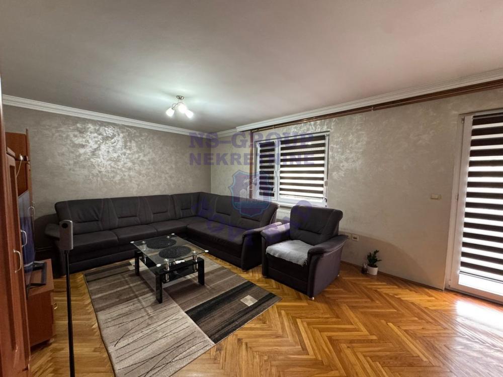 Glavna slika - Kuća na prodaju, 350m2, 281.140€