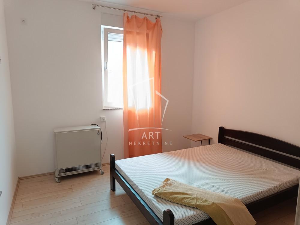 Slika 3 - Živka Petrovića, Dvosoban stan za izdavanje, 51m2, 500€