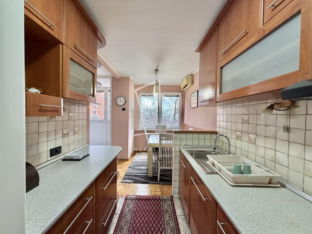 Slika 5 - Bulevar Kralja Aleksandra, Trosoban stan za izdavanje, 82m2, 750€