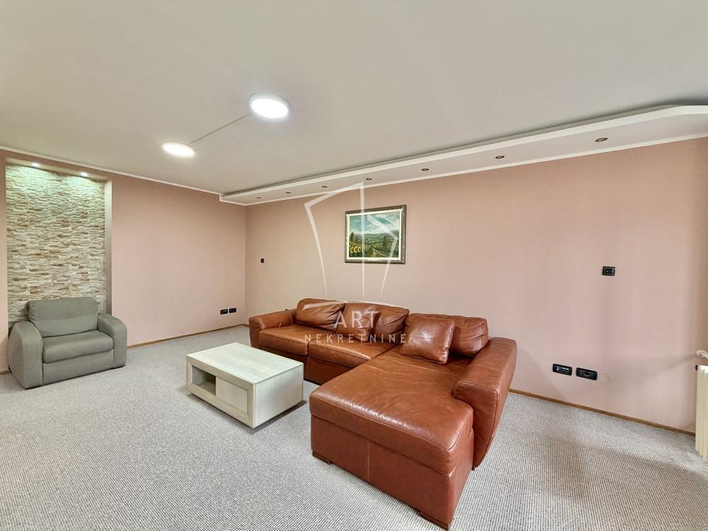 Slika 2 - Bulevar Kralja Aleksandra, Trosoban stan za izdavanje, 82m2, 750€