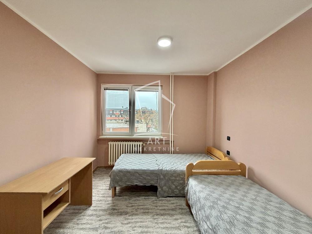 Slika 8 - Bulevar Kralja Aleksandra, Trosoban stan za izdavanje, 82m2, 750€