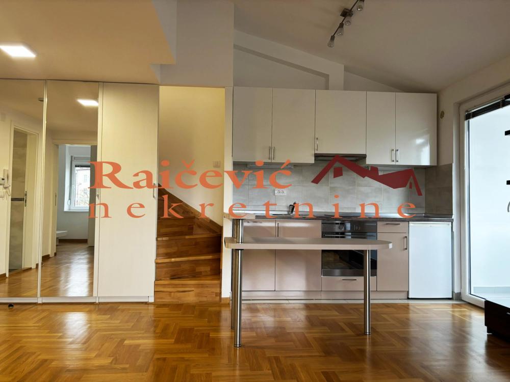 Slika 6 - Ante Bogicevica, Četvorosoban stan na prodaju, 84m2, 200.000€