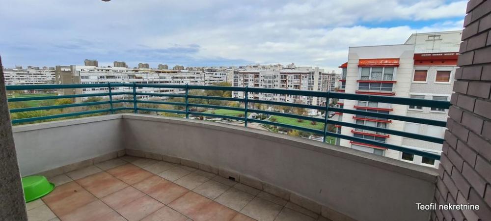 Slika 3 - Bulevar Arsenija Čarnojevića, Trosoban stan za izdavanje, 98m2, 1.300€