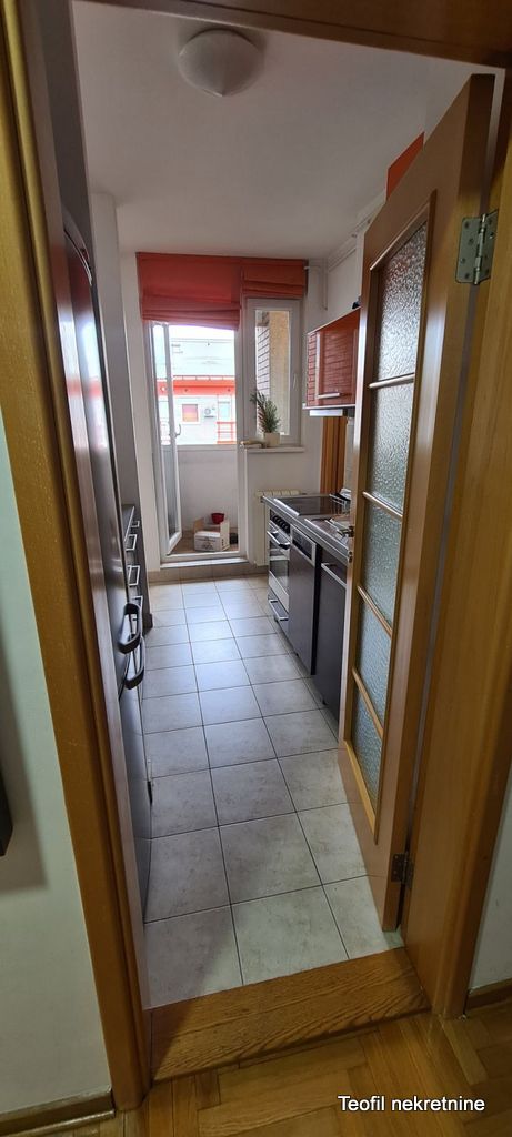 Slika 6 - Bulevar Arsenija Čarnojevića, Trosoban stan za izdavanje, 98m2, 1.300€