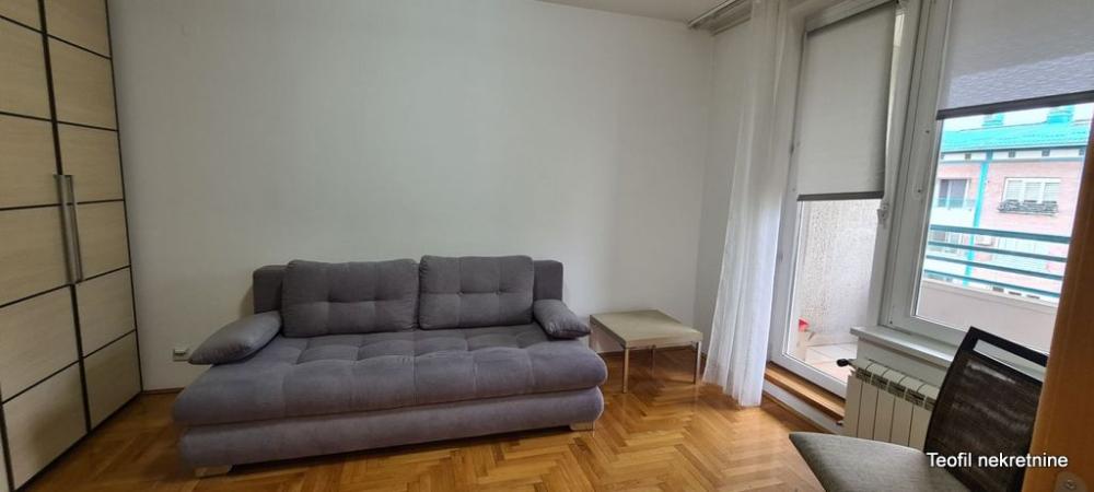 Slika 10 - Bulevar Arsenija Čarnojevića, Trosoban stan za izdavanje, 98m2, 1.300€