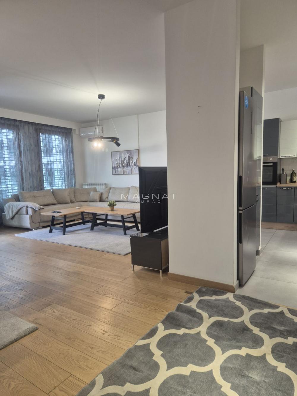 Slika 9 - Tadije Sondermajera, Trosoban stan za izdavanje, 108m2, 1.800€