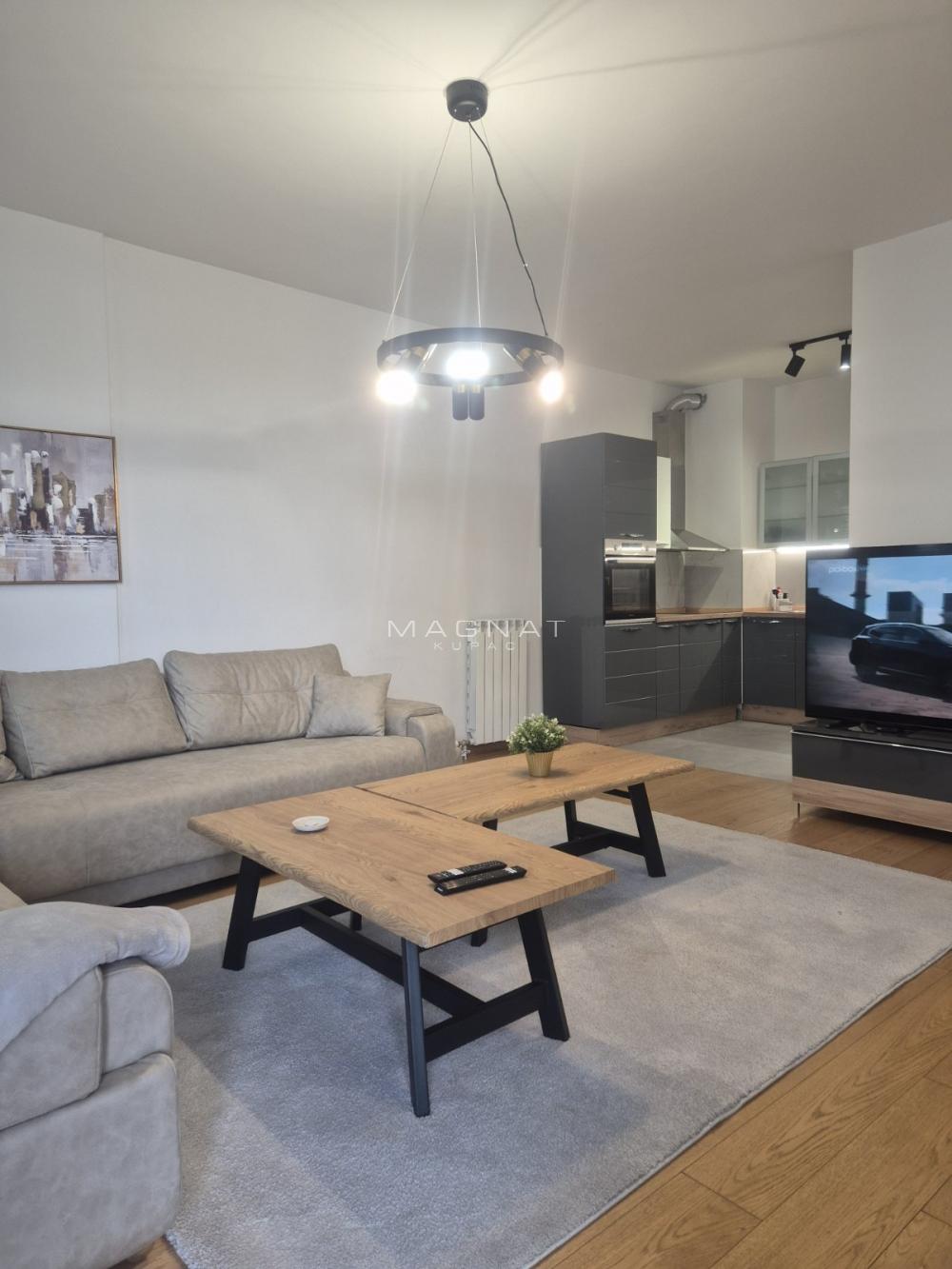 Slika 2 - Tadije Sondermajera, Trosoban stan za izdavanje, 108m2, 1.800€