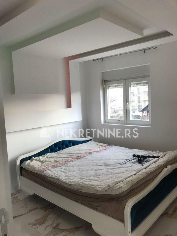 Slika 8 - Rene Magrita, Četvorosoban stan za izdavanje, 100m2, 800€