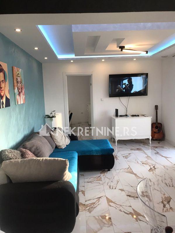 Glavna slika -Rene Magrita, Četvorosoban stan za izdavanje, 100m2, 800€