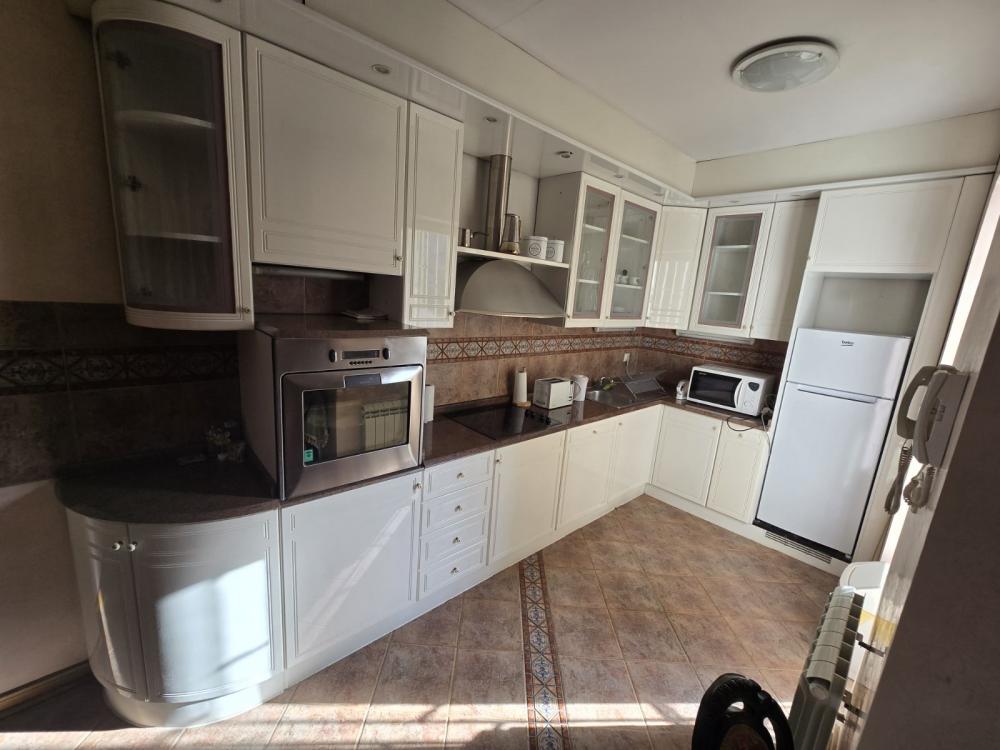 Slika 3 - Kneginje Ljubice, Trosoban stan za izdavanje, 106m2, 1.300€
