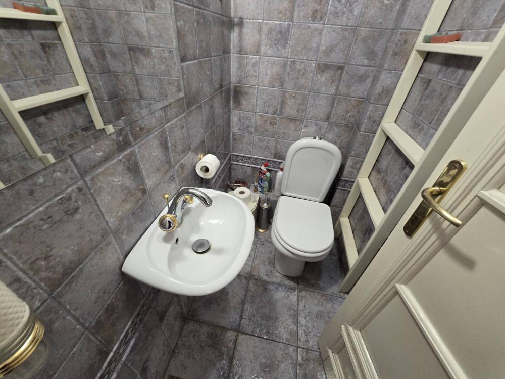 Slika 10 - Kneginje Ljubice, Trosoban stan za izdavanje, 106m2, 1.300€