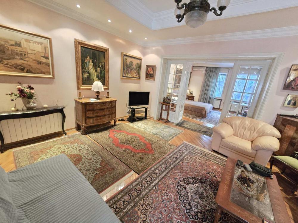 Slika 1 - Kneginje Ljubice, Trosoban stan za izdavanje, 106m2, 1.300€