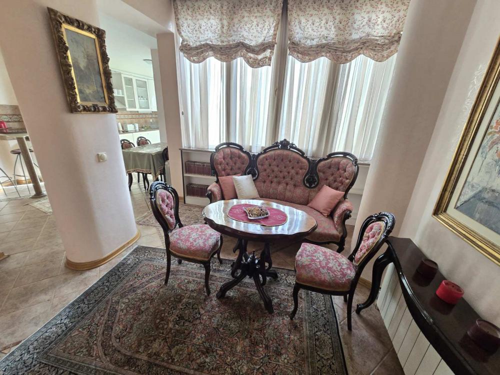 Slika 5 - Kneginje Ljubice, Trosoban stan za izdavanje, 106m2, 1.300€
