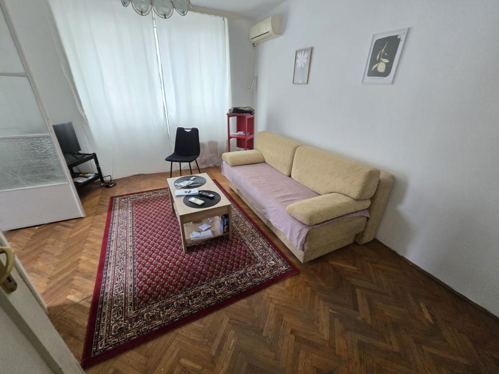 Slika 1 - Gospodara Vučića, Dvosoban stan za izdavanje, 46m2, 350€