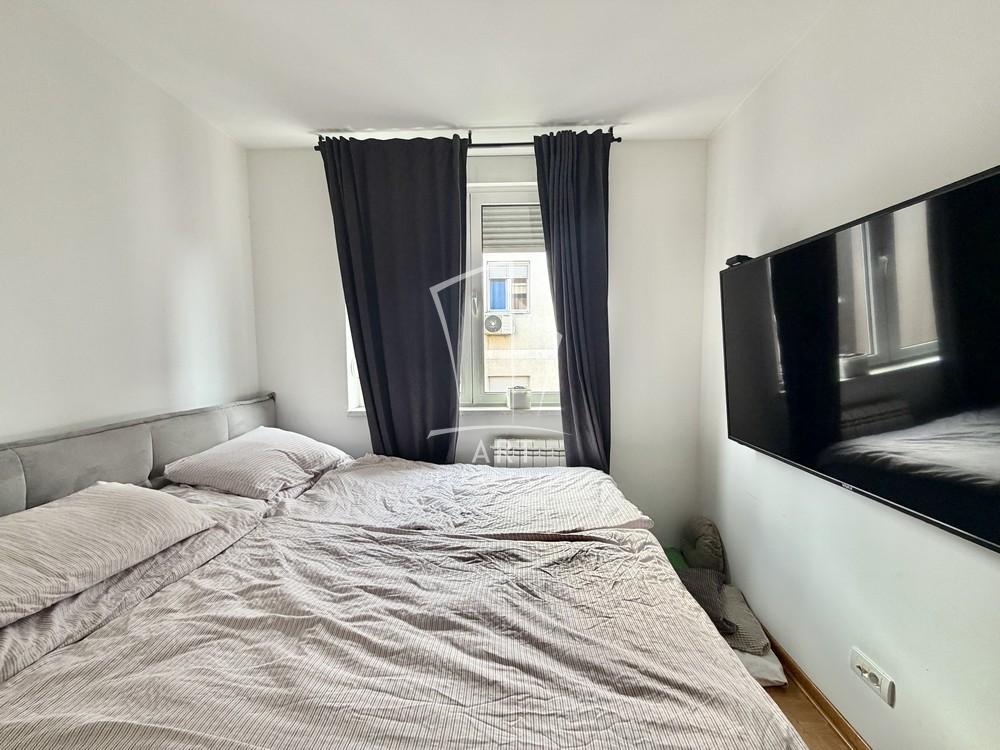 Slika 8 - Veljka Milićevića, Četvorosoban stan na prodaju, 65m2, 338.000€