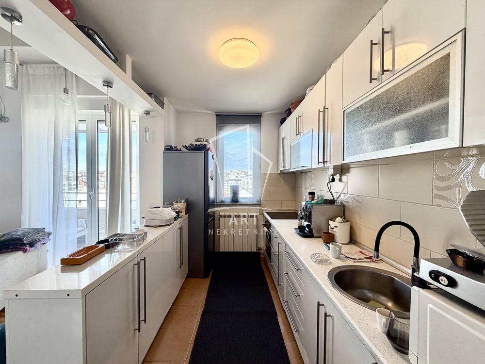 Slika 5 - Veljka Milićevića, Četvorosoban stan na prodaju, 65m2, 338.000€