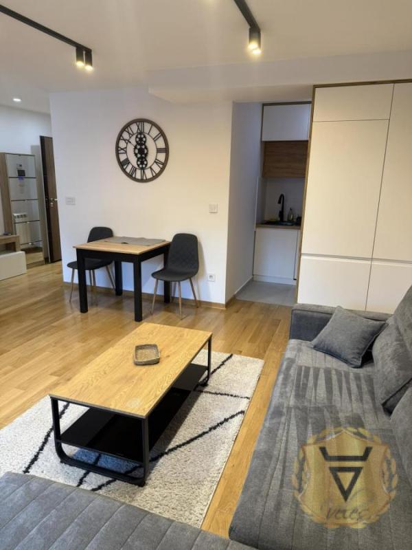 Slika 2 - Dvosoban stan za izdavanje, 47m2, 750€