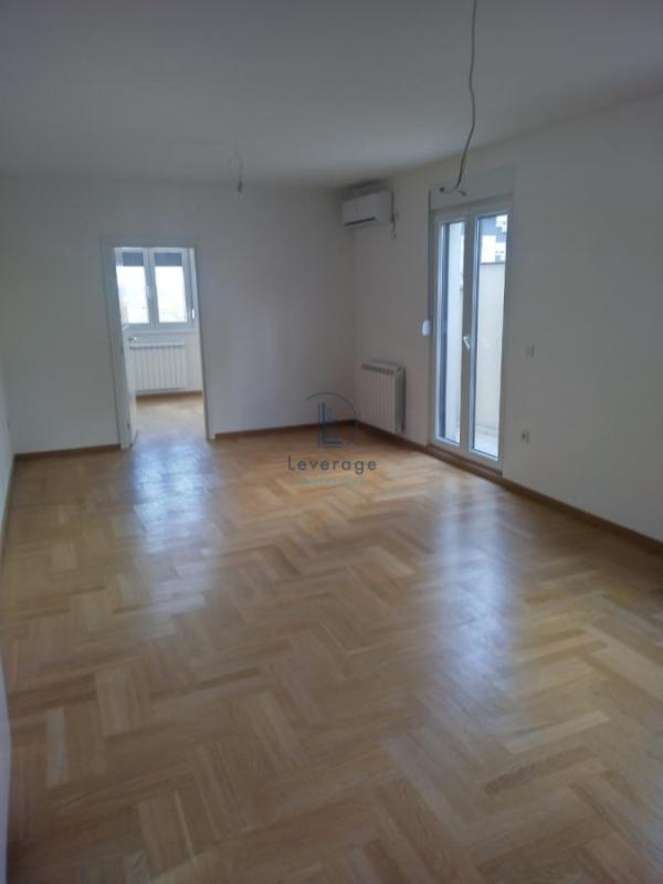 Slika 3 - Dvoiposoban stan na prodaju, 58m2, 126.000€