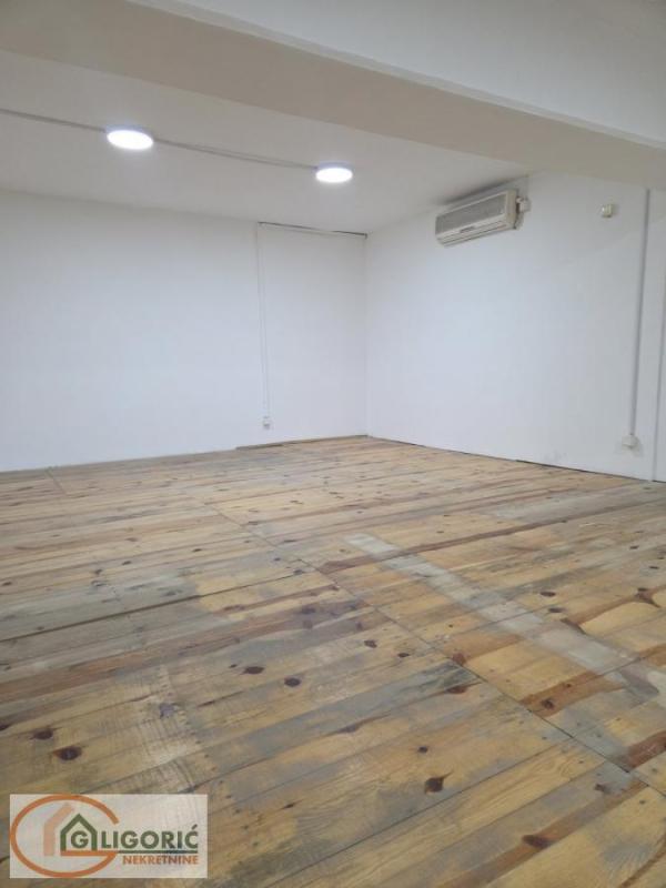 Slika 6 - Bulevar Mihajla Pupina,  Lokal na prodaju, 160m2, 359.000€