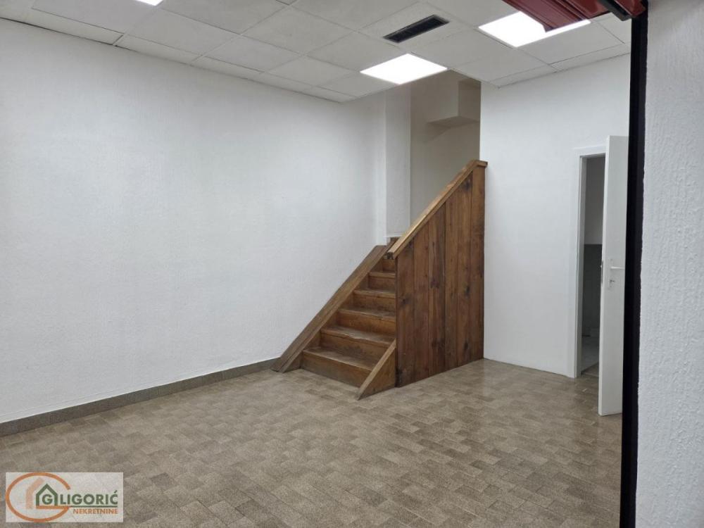 Slika 2 - Bulevar Mihajla Pupina,  Lokal na prodaju, 160m2, 359.000€