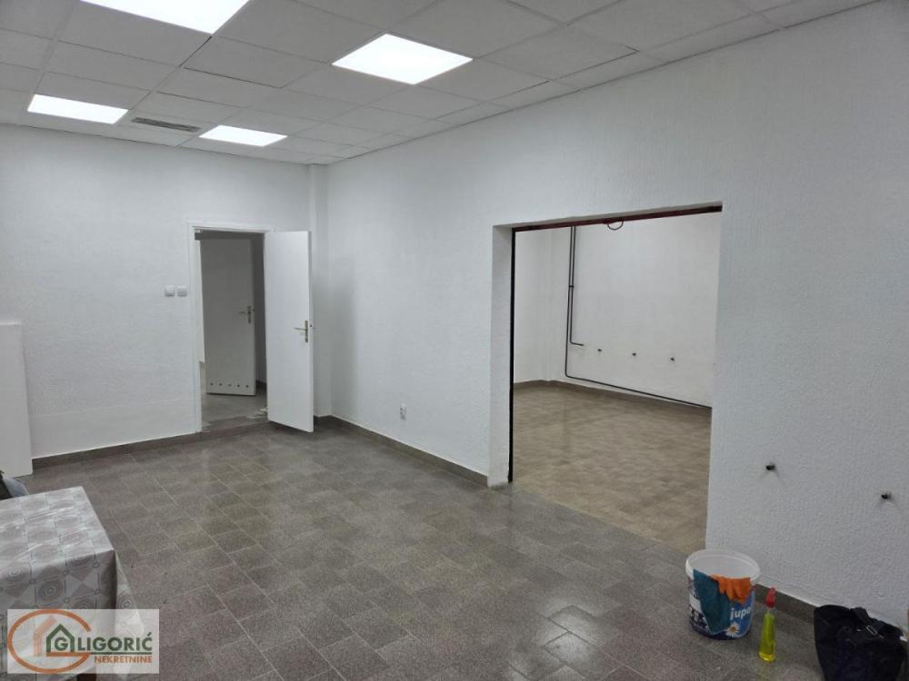 Slika 7 - Bulevar Mihajla Pupina,  Lokal na prodaju, 160m2, 359.000€