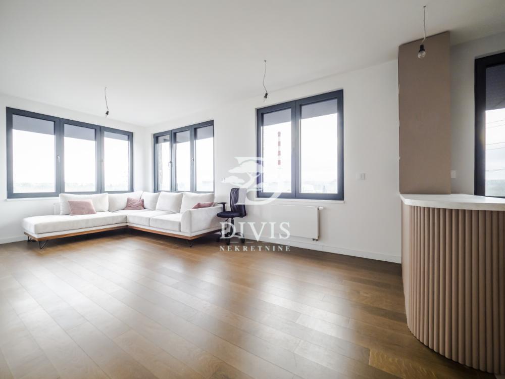 Glavna slika -Jurija Gagarina, Četvorosoban stan na prodaju, 83m2, 390.000€