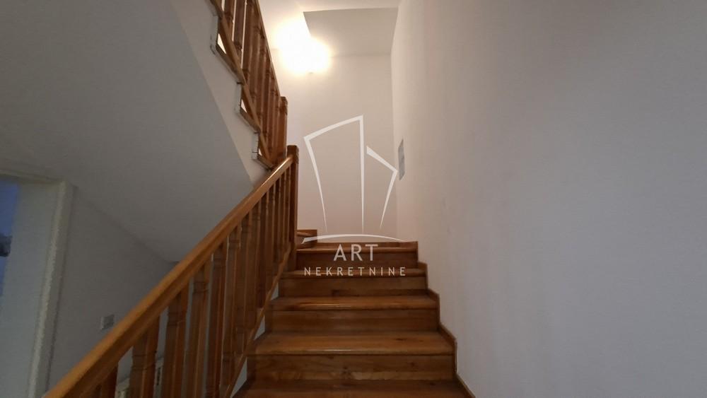 Slika 5 - Milana Tankosića,  Kuća za izdavanje, 487m2, 4.500€