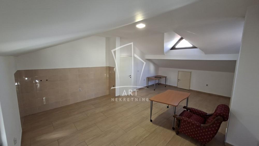 Slika 6 - Milana Tankosića,  Kuća za izdavanje, 487m2, 4.500€