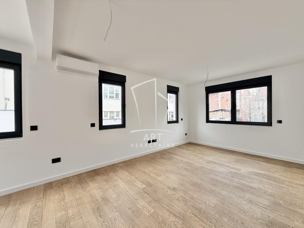 Slika 4 - Vojvode Bojovića, Četvorosoban stan na prodaju, 74m2, 286.000€