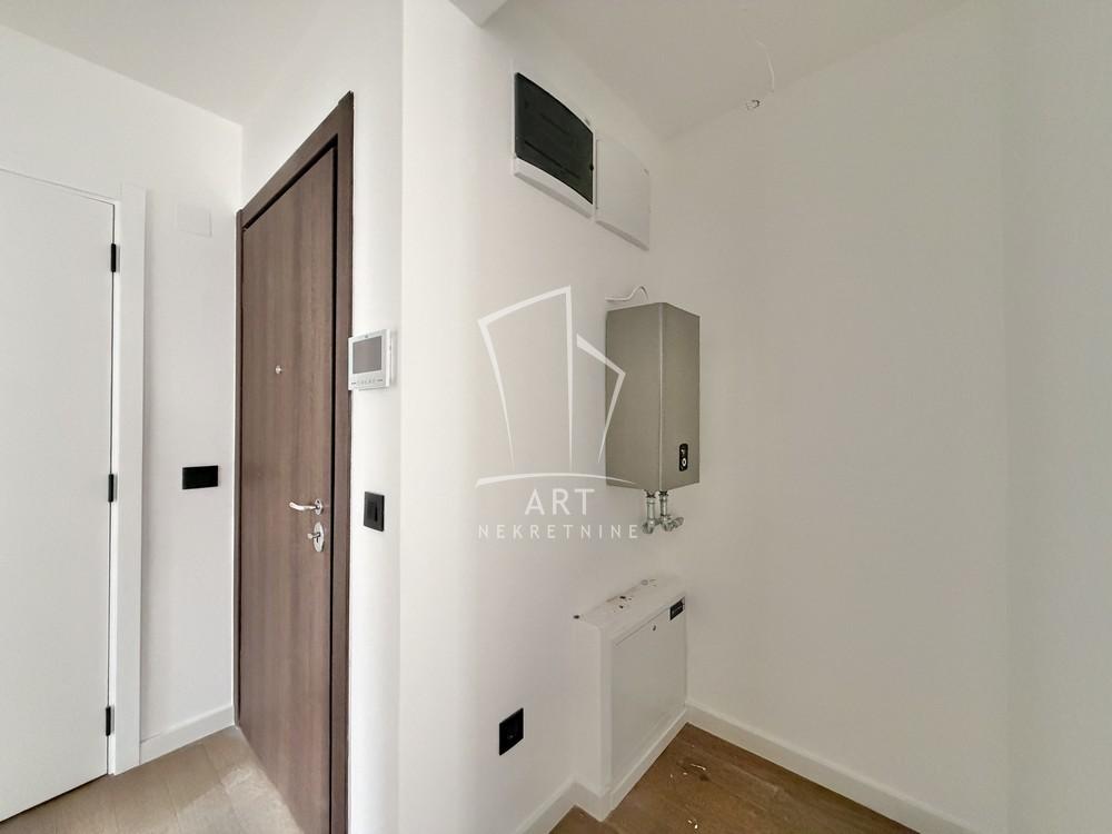 Slika 11 - Vojvode Bojovića, Četvorosoban stan na prodaju, 74m2, 286.000€